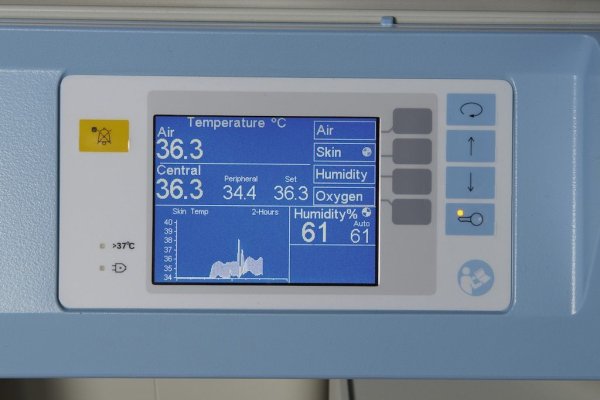 Isolette 8000 plus